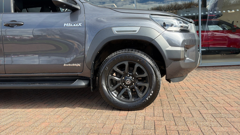 Toyota Hilux Diesel Invincible X D/Cab Pick Up 2.8 D-4D Auto